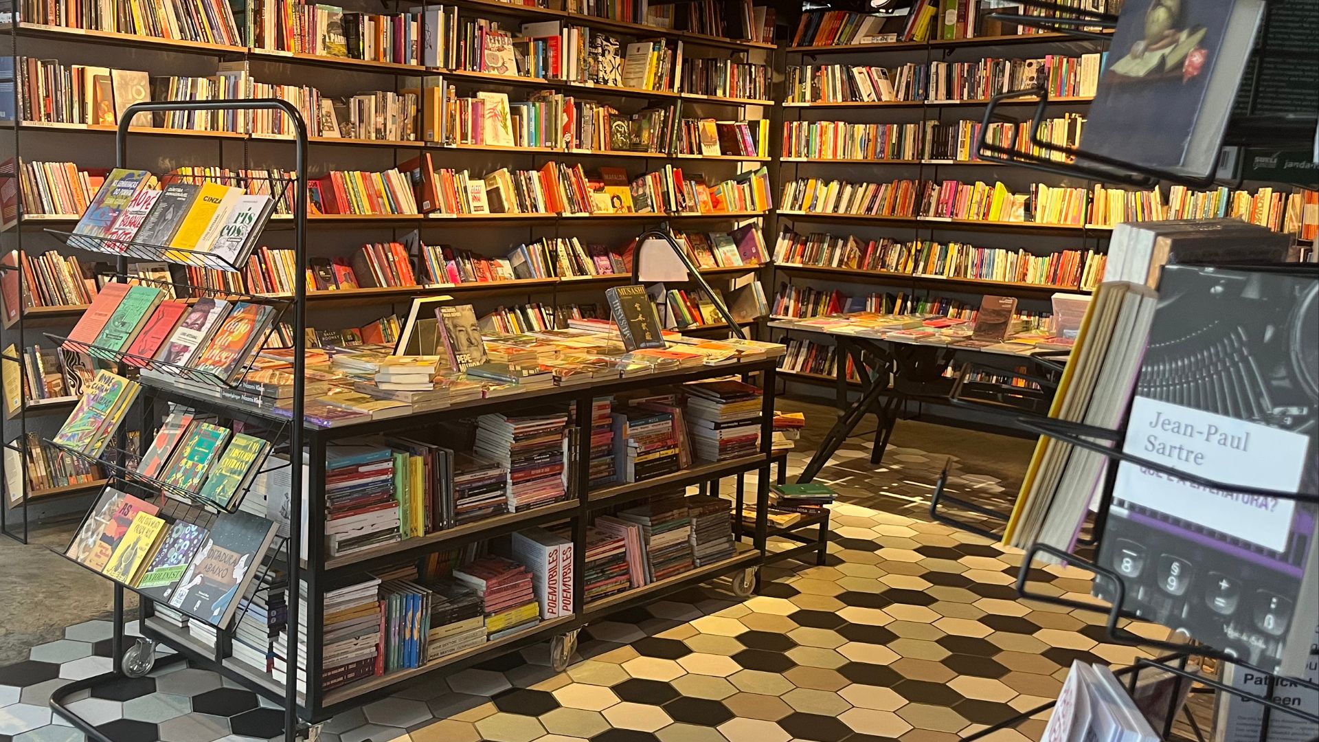 Cinco livros que mostram a força da literatura independente brasileira em 2025